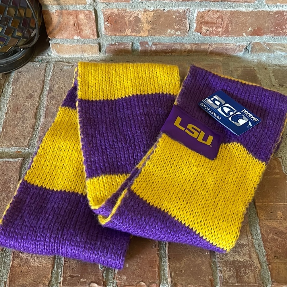 NWT LSU Louisiana State Tigers Infinity Scarf